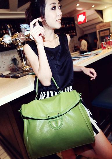 หมดค่ะ กระเป๋าแฟชั่นMaomao รุ่น15-007 กระเป๋าใบนี้ดูดีมากค่ะ รับประกันของแท้100%